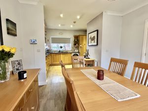 Kitchen/Diner- click for photo gallery